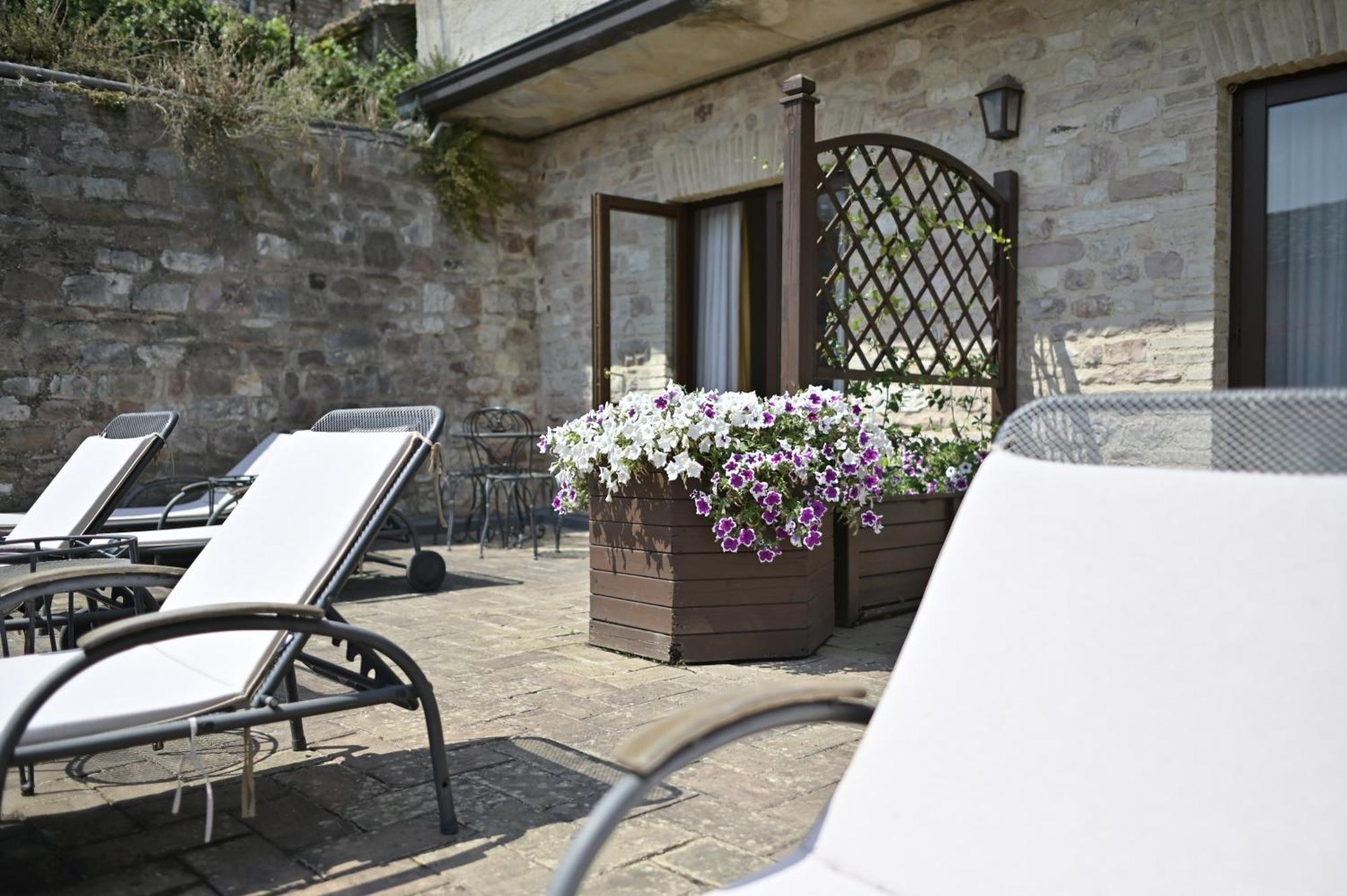 Hotel La Bastiglia à Spello Extérieur photo