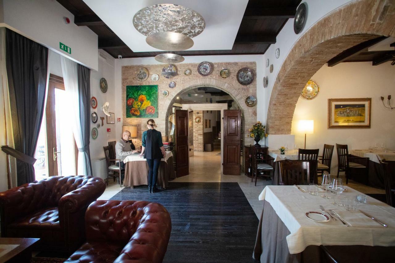 Hotel La Bastiglia à Spello Extérieur photo