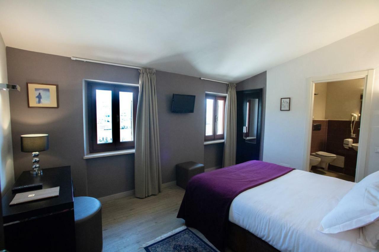 Hotel La Bastiglia à Spello Extérieur photo
