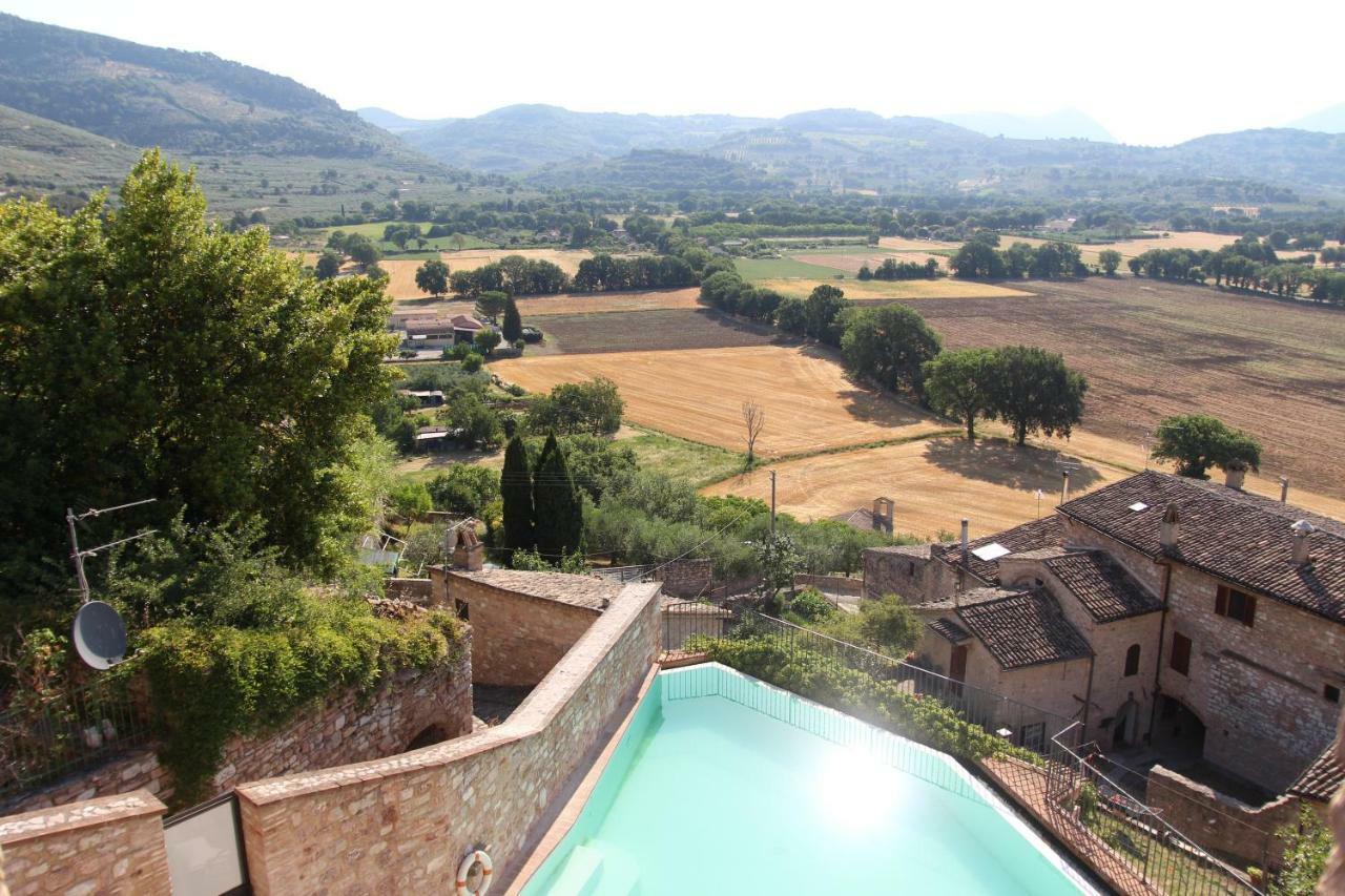 Hotel La Bastiglia à Spello Extérieur photo