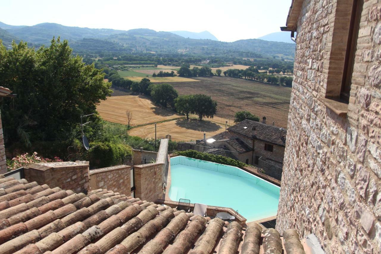 Hotel La Bastiglia à Spello Extérieur photo